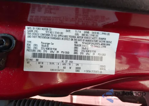 2014 Ford Focus Titanium z USA, uszkodzony, nr VIN 1FADP3N26EL458386